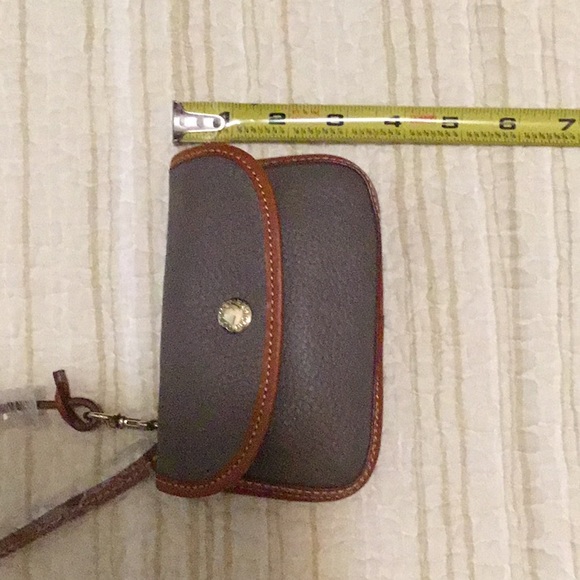 Dooney & Bourke Elephant Gray Pebble Grain genuine leather Wristlet Pouch Wallet - Picture 9 of 10